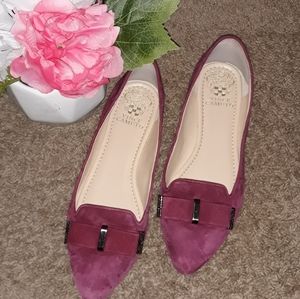 Vince Camuto Size 8.5, Burgundy Berry Suede Pointy Flats